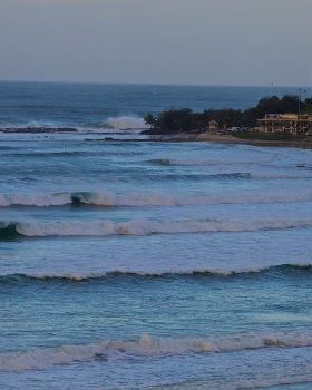 Big swell at Kirra