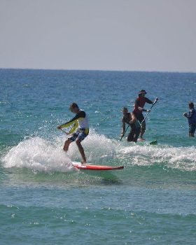Sunshine Coast SUP Club Day Surf pics