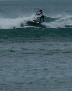 Radman Larrie rippen st georges up. Vic paddelen in