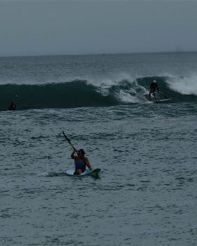 Radman Larrie rippen st georges up. Vic paddelen in