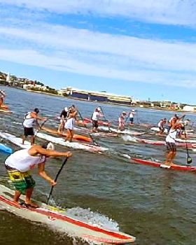 HARRYS paddle - The RACE - to the bridge & back 8.5klms