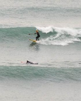 Slow,mellow surf