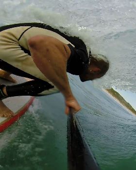 SUP in barrel