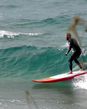 bit of wind cant keep a good sup down