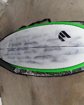 ECS 8'10"