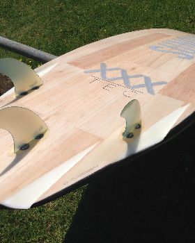 SUNOVA SPEED 8'5 Tail fins