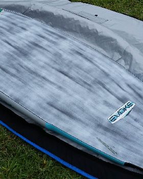 Waterborn Evoke 8'10" , 148L