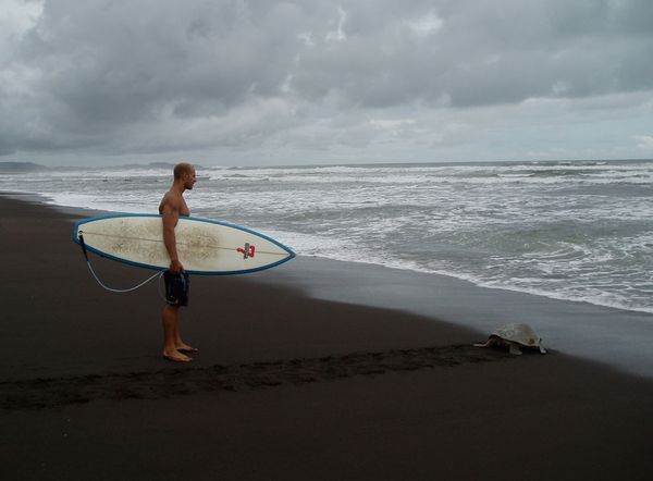 adventure-surf-sea-ocean-pictures-33 32829 600x450[1]
