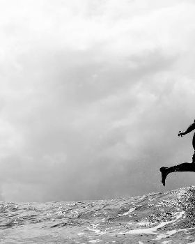 maassen-fstoppers-surf-photographer-jason-hudson12 0