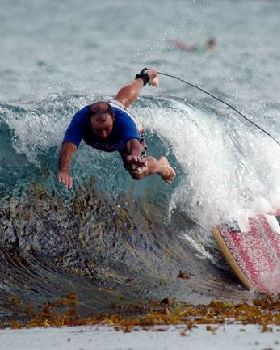 619227-worst-surf-wipeouts