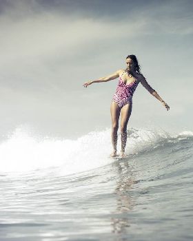 Justine-Mauvin-Hang10-Hossegor-Damien-Poullenot1