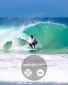 Scarborough Beach - xpluda.com
