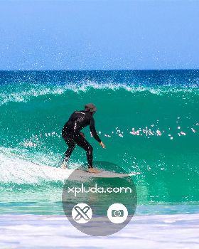 Scarborough Beach - xpluda.com
