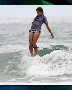 Chloe Calmon Mundial de Longboard Fran?a