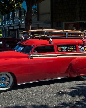 Surfers-Car1
