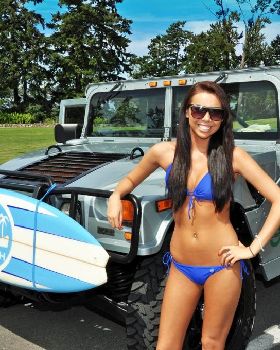 bikini-beach-parade-kirkalnd-dsc 0036-tuners-and-models-kirkland-1024x680