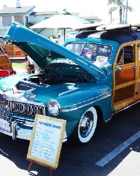 2-1947-Mercury-Woodie-classic-car-beach-wagon