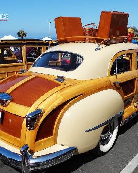 2-Woody-classic-car-at-2015-Wavecrest-in-Encinitas