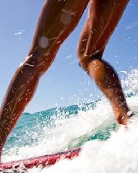 girl-summer-surf-surfing-water-Favim.com-221735