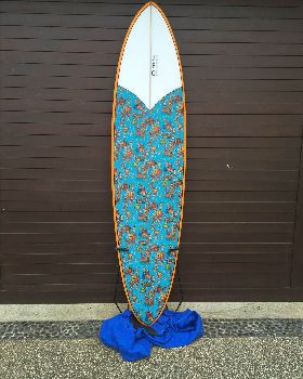 Huevo Deck