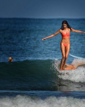 5177276 5-surfer-girls-who-you-should-know t88d3275e