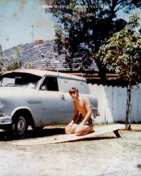 1967-Melville-Gary-Greirson-age-17-FC-Holden-11ft-Hawke-Surfboard-GG-IMG