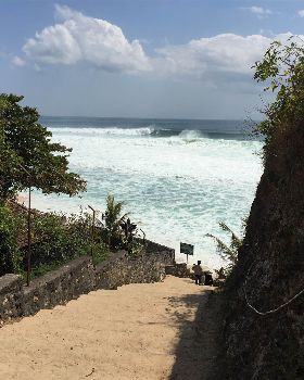 padang cup swell at balangan