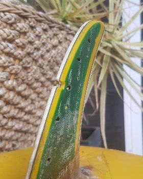 Yellow shred stick
