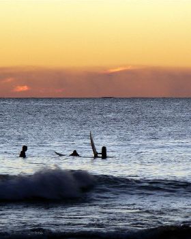 sunset surfin  