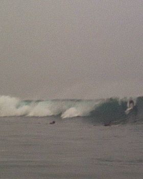 Nago Lefts - crowded session