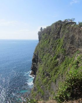 uluwatu temple