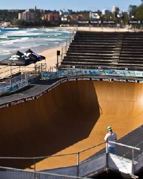 Manly skate bowl