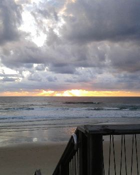 2012-03-11 05.58.22
