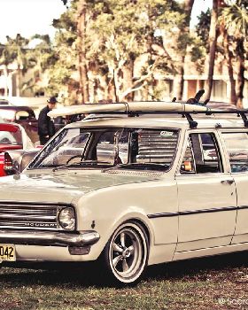 Al's 1968 surfwagon