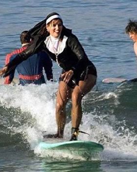 Funny-Surfing-20