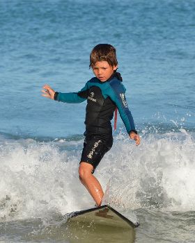 2013 04 02 Kids  Jake surfing Trigg (147) (2)