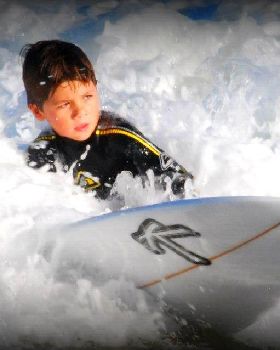 jake surfing 001