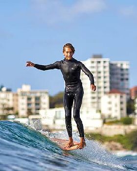 ZZ80310-Jan-22-2015-Aquabumps-hugo-nose-toes