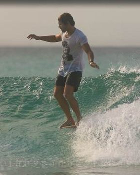 210311 1 longboarding byron bay