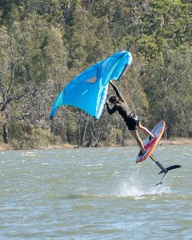 Random unedited shots from Narrabeen Lake 6/10/2021
