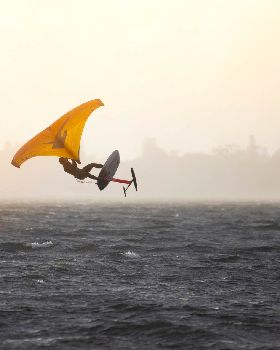 wingfoiling winter storm fone strike axis