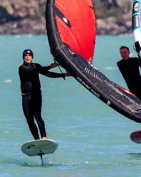 Wingfoiling in Christchurch (1)