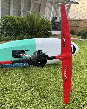 RS850 and 10.5" tail 90cm mast