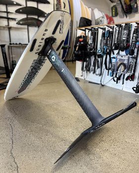 Duotone Hybrid SLS 2022 5'2" + Carve 3.0 SLS 800 Foil + Quick Mount 82cm Mast