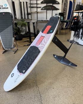 Duotone Hybrid SLS 2022 5'2" + Carve 3.0 SLS 800 Foil + Quick Mount 82cm Mast