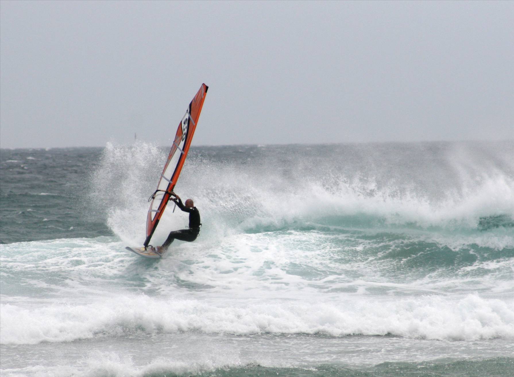 Paul Nederhoed - SHQ -Tearing the crap out of a wave!