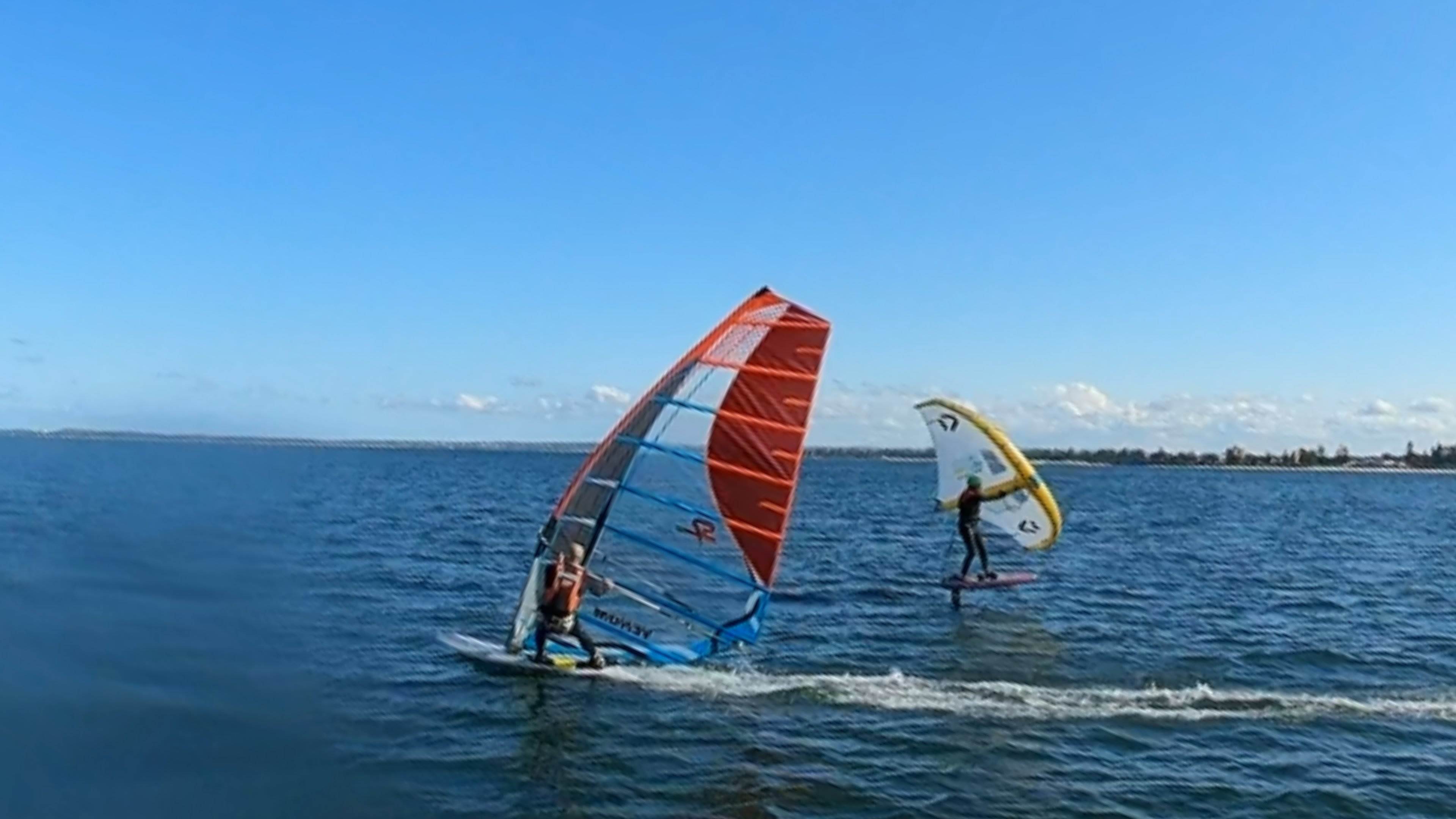 Early Spring day at the end of Winter 2022 with a lot of sails and wings out