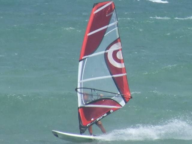 I SPOTXED IT with Graham ,Frank  we got the 10am early  bash before the wind went berko