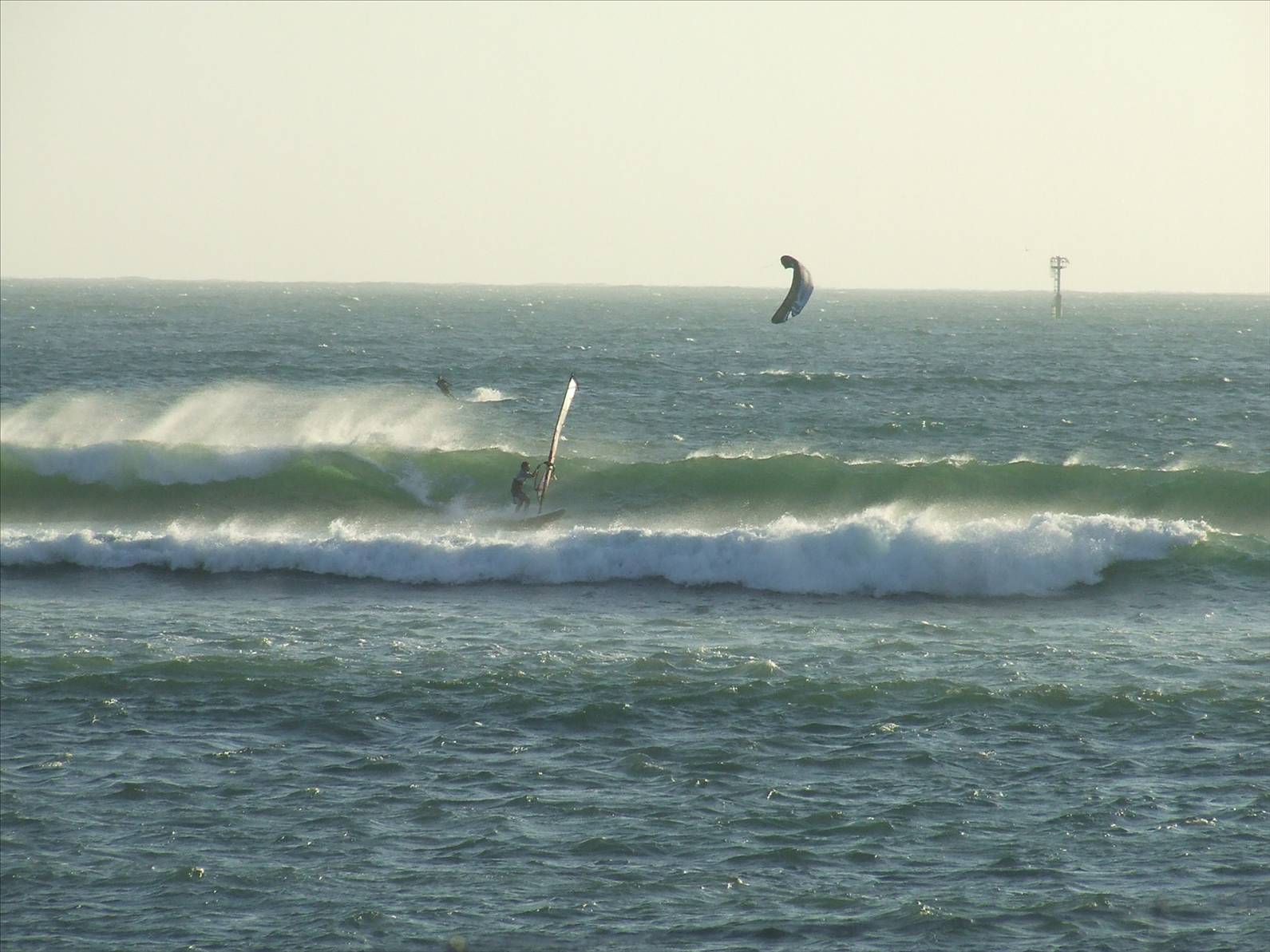 Ben AFP Boxing Kanga,South Lip Slide and Burrows looking into  Sunset  pipe to the big vag