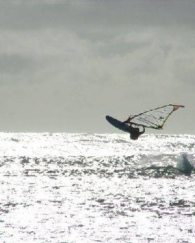 Jumping Peli